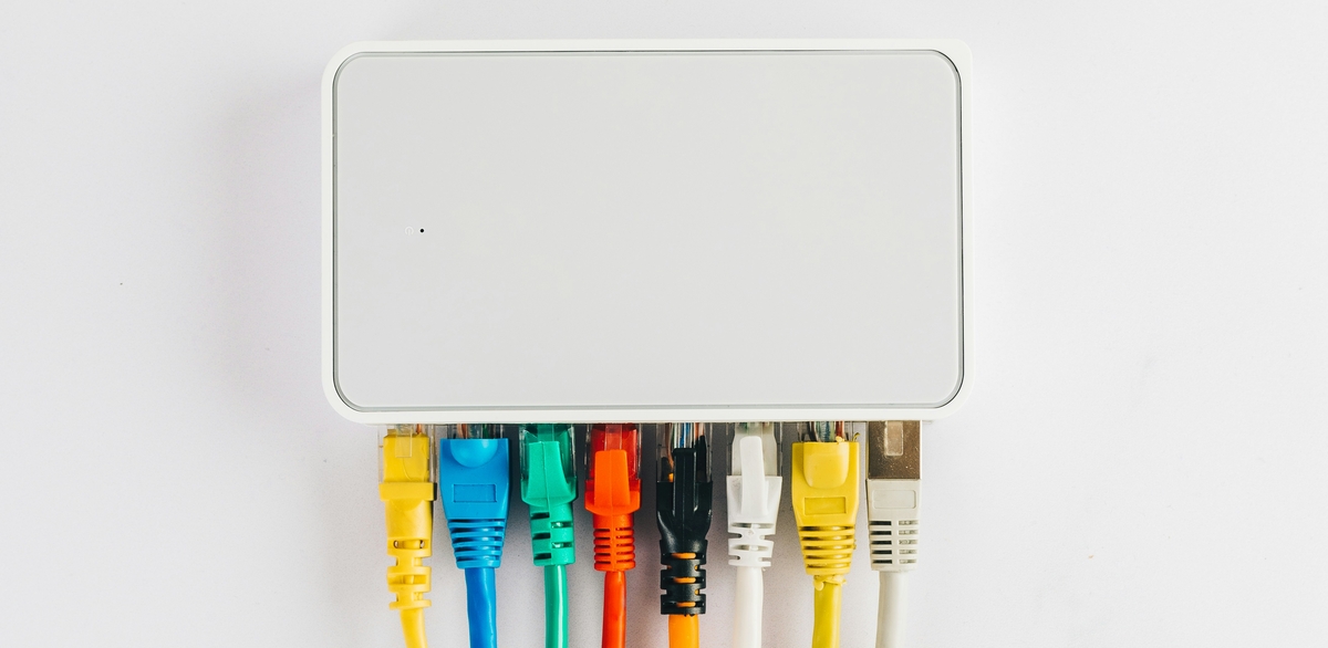 Europäischer Installationsbus.jpg